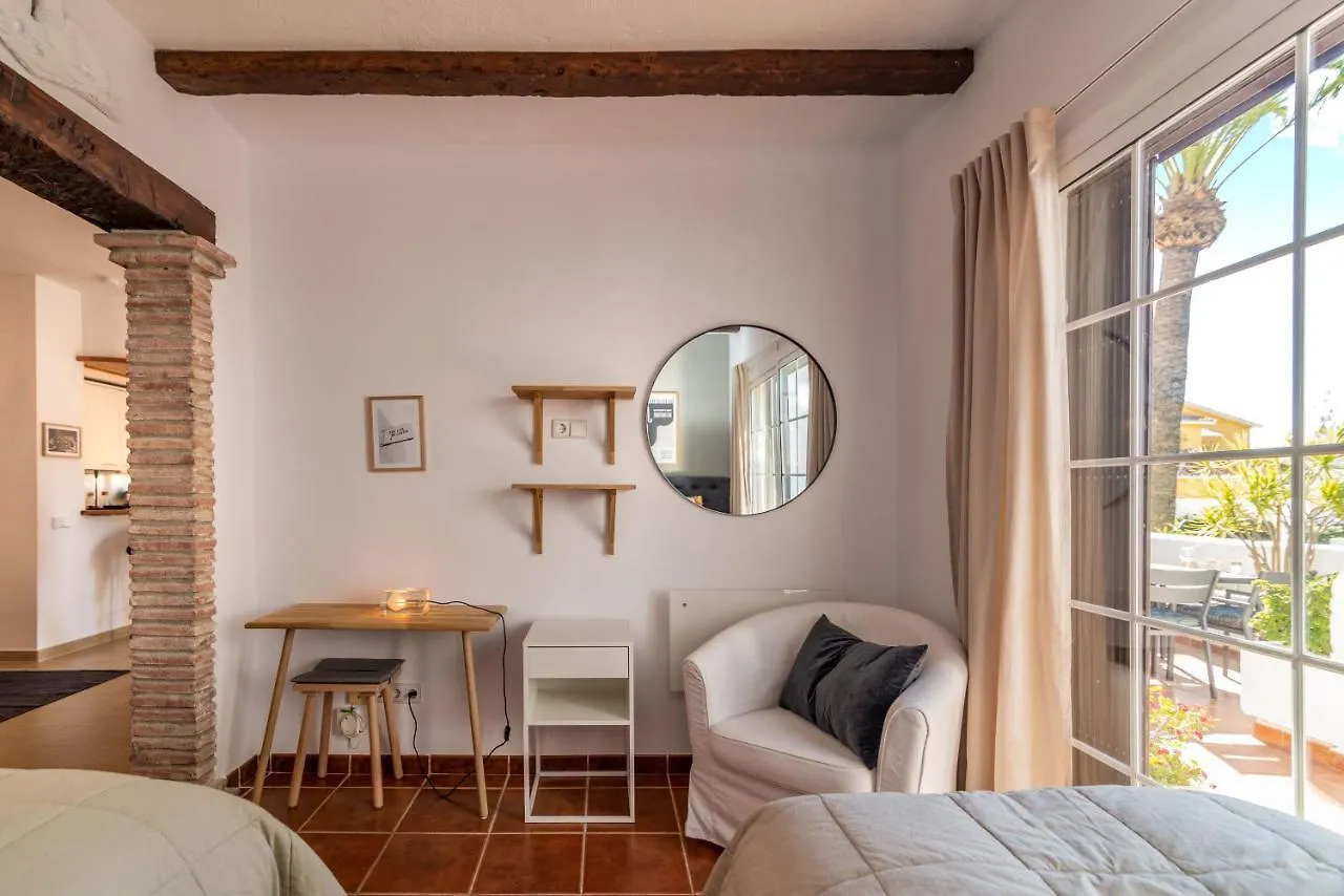 Newly Renovated 3 Bedroom Apt Next To Puerto Banus Marbella 0*,